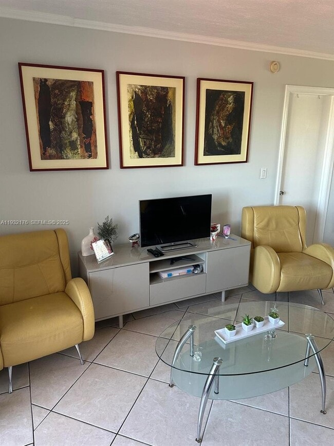 Building Photo - 6091 W 22nd Ct