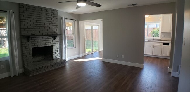 Building Photo - Freshly remodeled 3 bedroom, 1 bath home