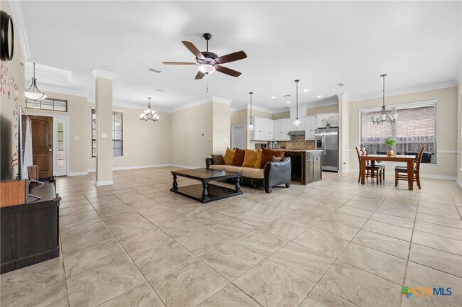 Building Photo - 109 Raven Dr