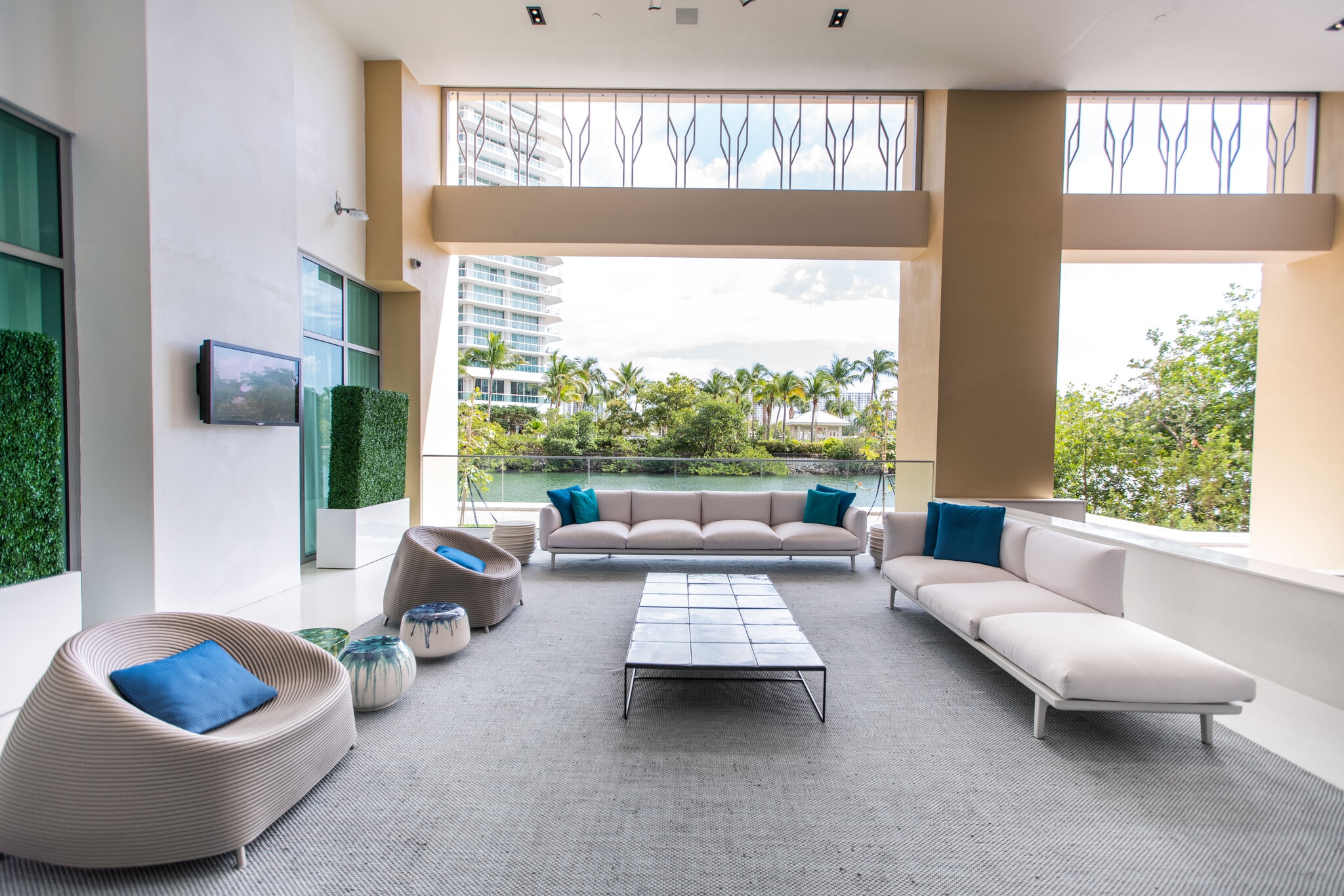 Building Photo - 330 Sunny Isles Blvd
