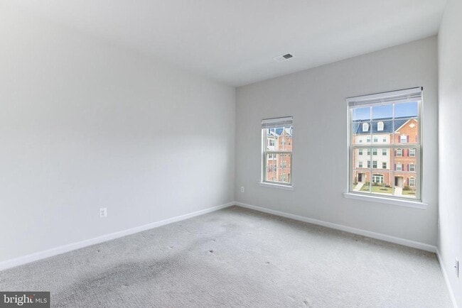 Building Photo - 7071 Darbey Knoll Dr