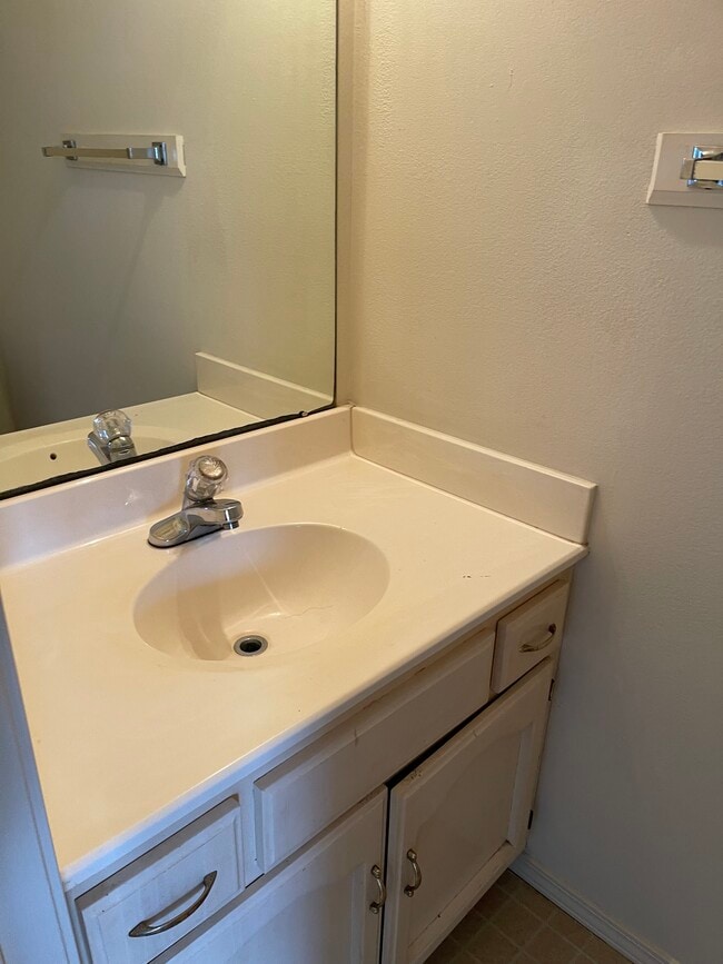 Building Photo - 1830 Stargazer Dr