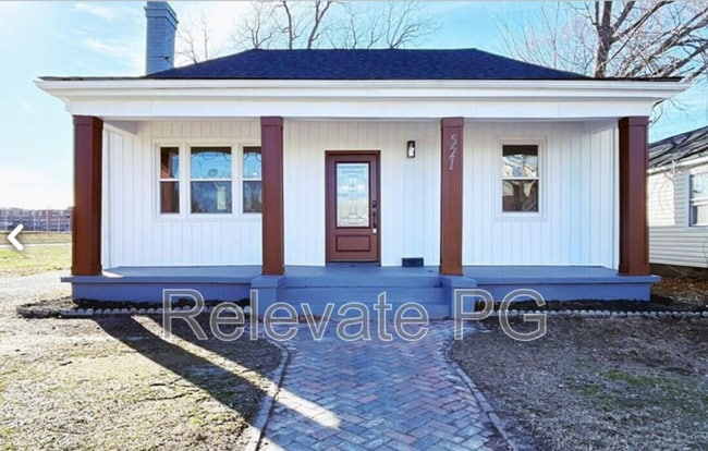 Building Photo - 521 Halifax St