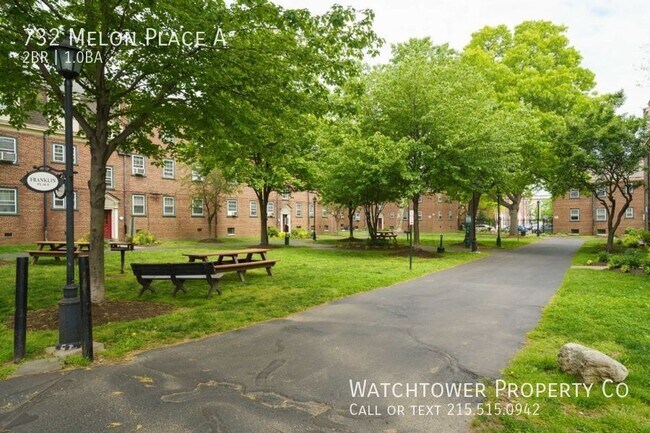 Building Photo - 732 Melon Pl