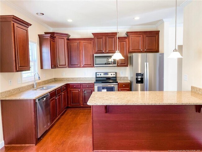 Building Photo - 2935 Cornell Dr