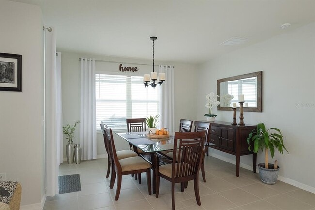 Building Photo - 32662 Brooks Hawk Ln