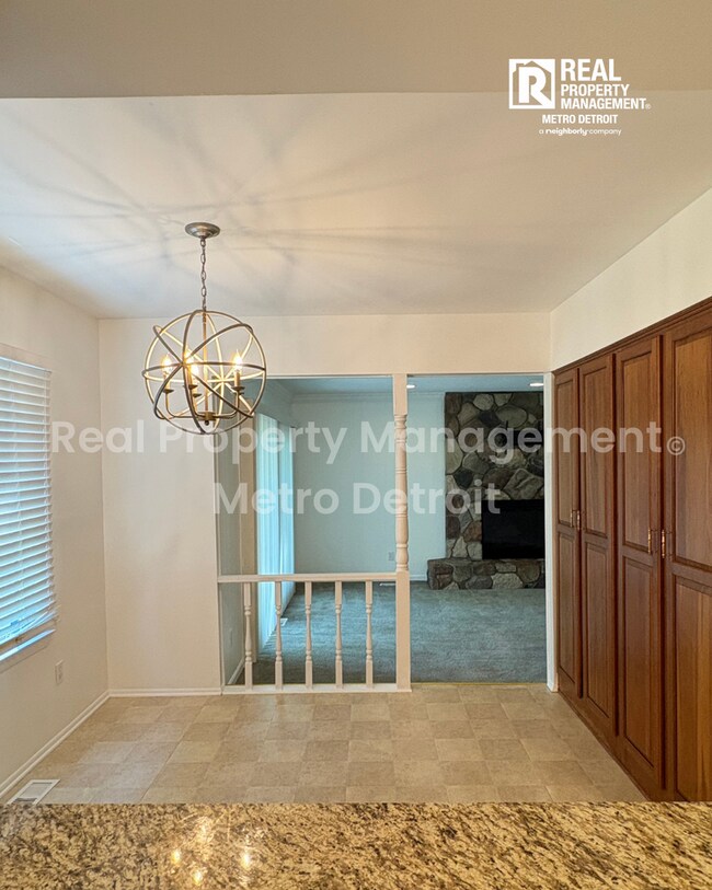 Building Photo - 3028 Caswell Dr