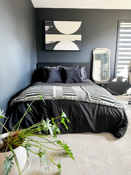 Building Photo - 5017 161st St W