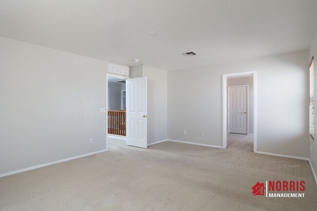 Building Photo - Beautiful Large Home in Casa Grande