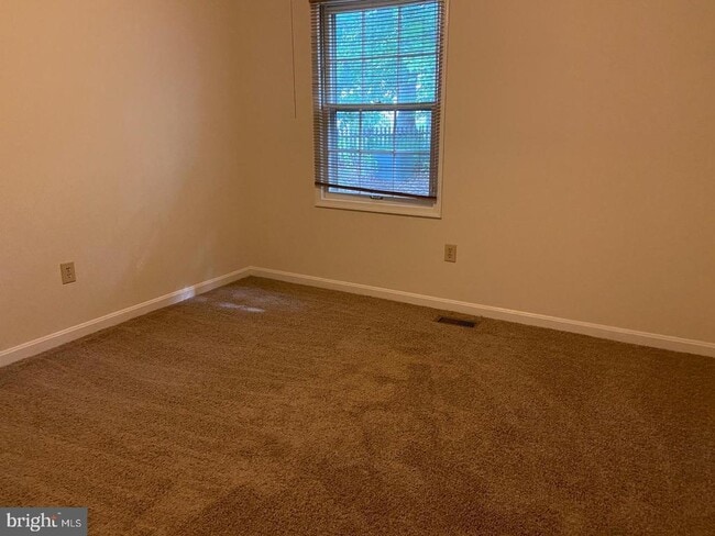 Building Photo - 10706 Eden Brook Dr