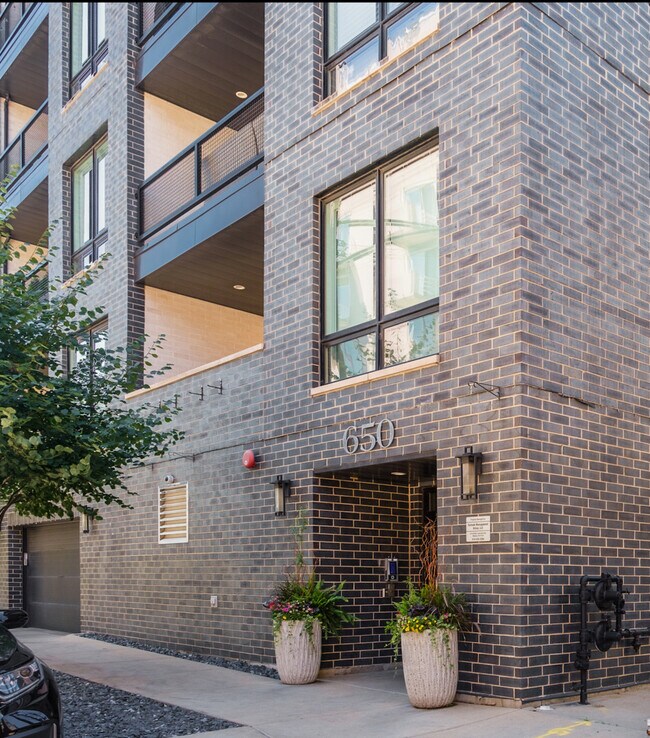 Building Photo - 650 N Morgan St