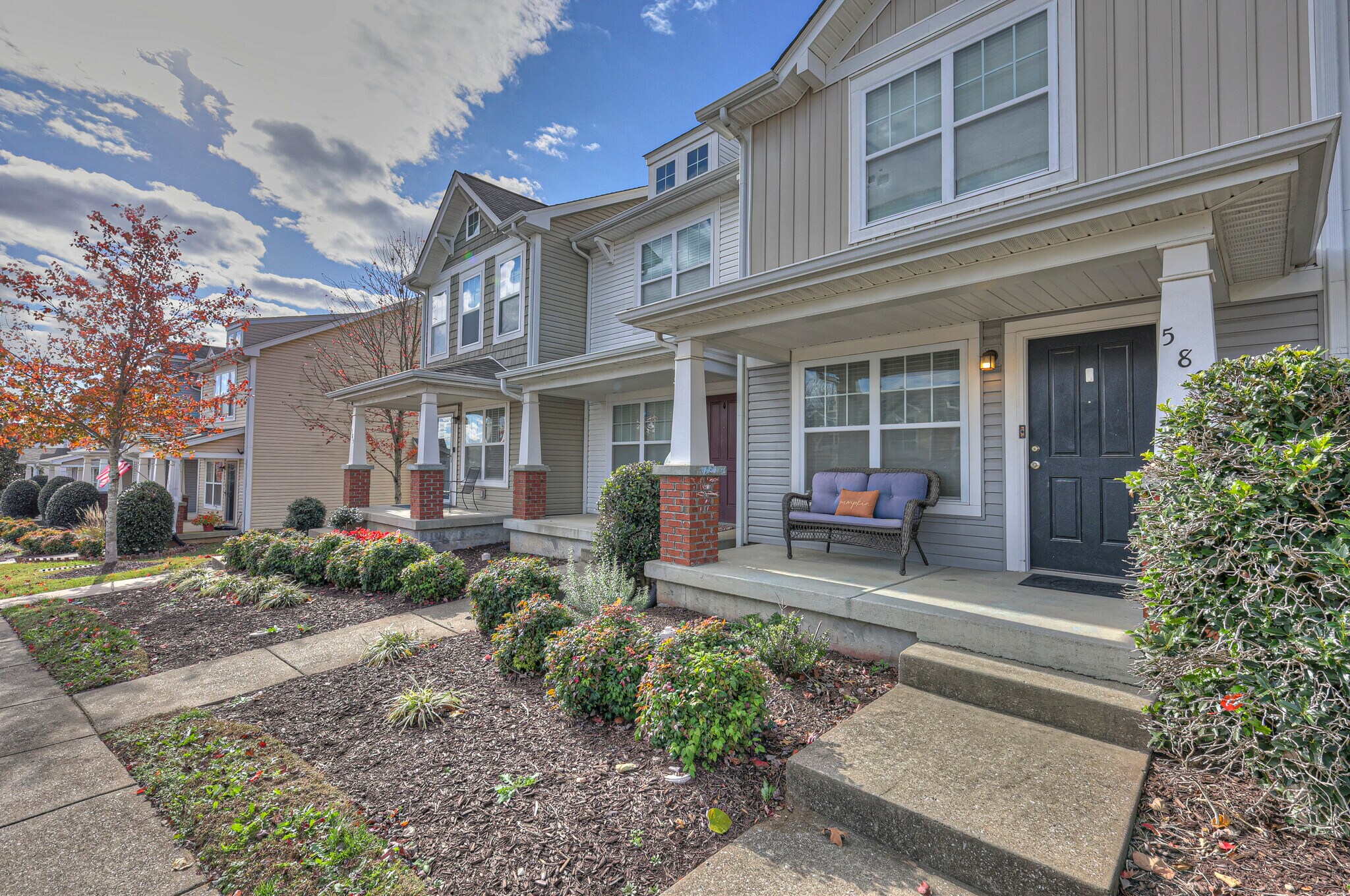 Building Photo - 589 Bradburn Village Cir