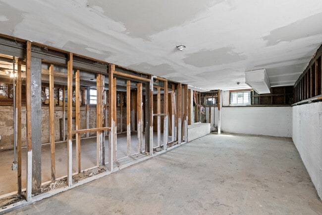 Building Photo - 11526 S Wallace St