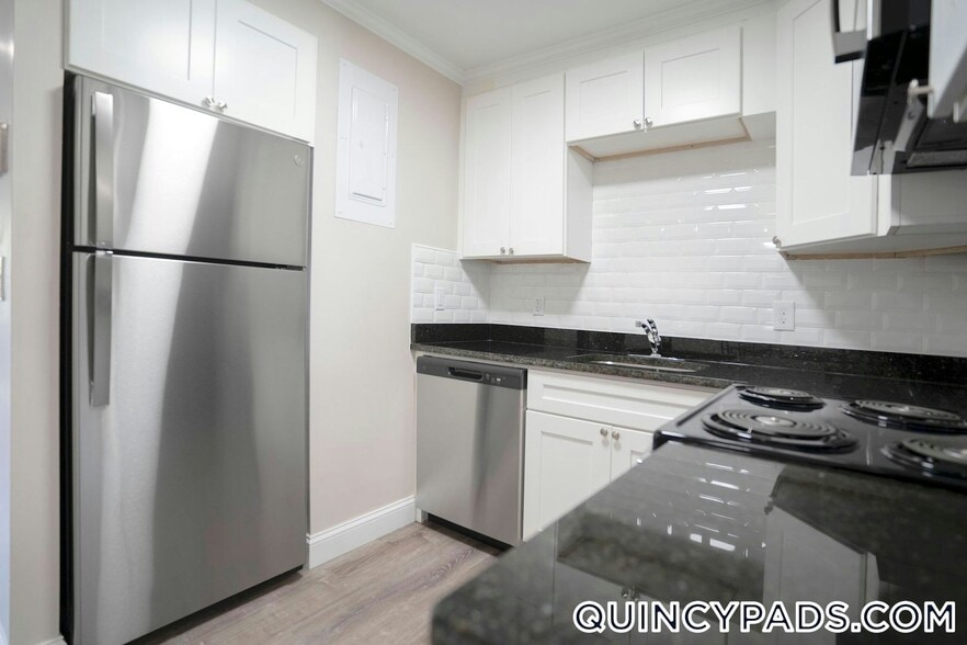 Building Photo - 75 Presidential Dr