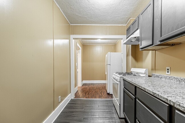 Building Photo - 1 Bed 1 Bath apartment in Okc close to Plaza District!