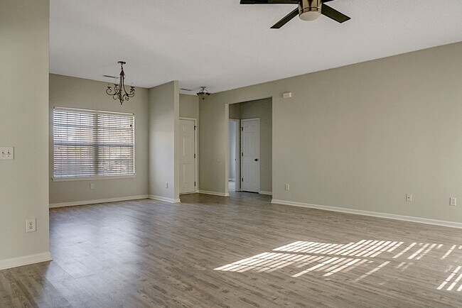Building Photo - Beautiful Home in Goose Creek 3 Bedroom/2 ...