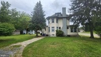 Building Photo - 605 Crown Point Rd