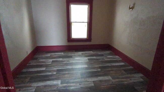 Building Photo - 75 Park St