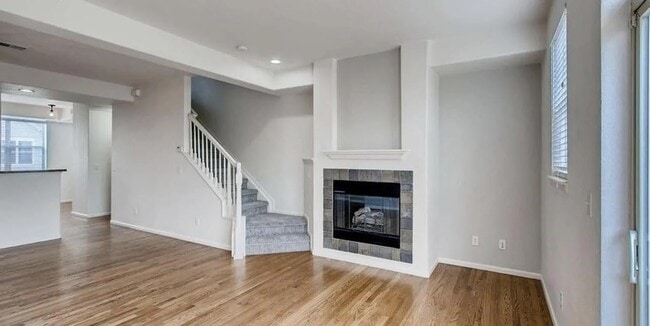 Building Photo - 5453 Water Tower Promenade