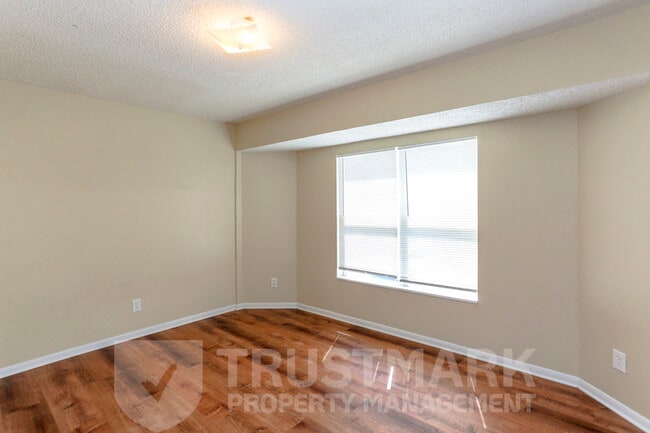 Building Photo - 3103 Courtney Ln