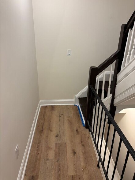 Building Photo - 137 W Washington Ln