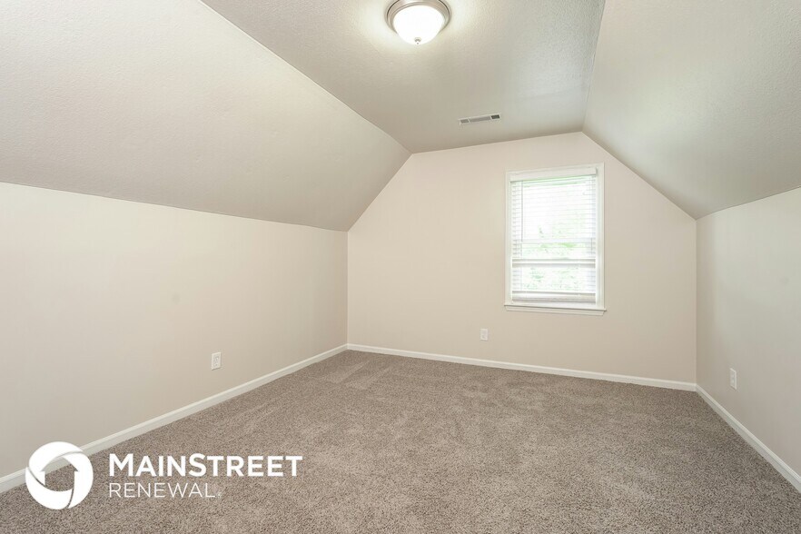 Building Photo - 5379 Buxbury Ct