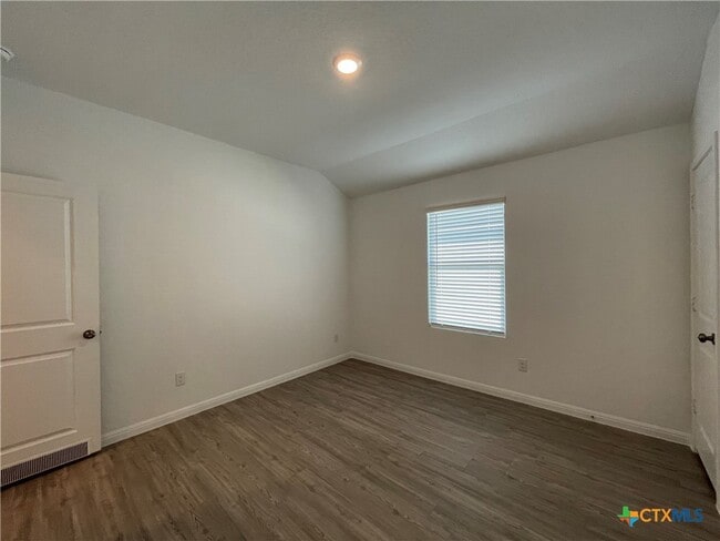 Building Photo - 414 Fairy Duster Dr