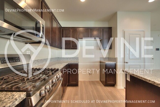 Building Photo - 1470 Black Diamond