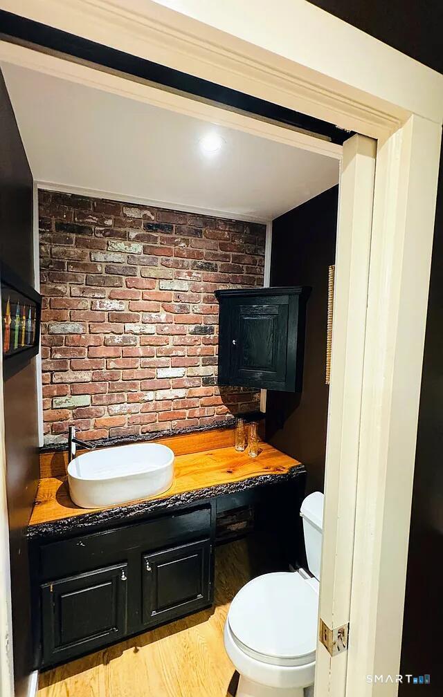 Building Photo - 7 Joanne Ln