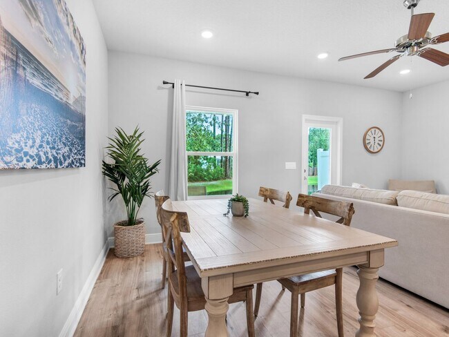 Building Photo - Brand New Furnished Townhome located just ...