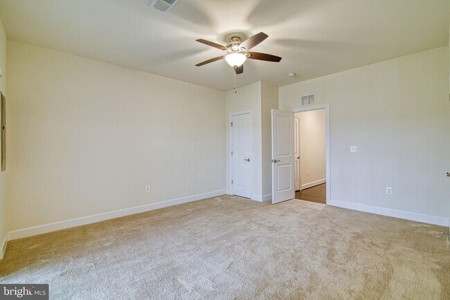 Building Photo - 6034 Camerons Ferry Dr