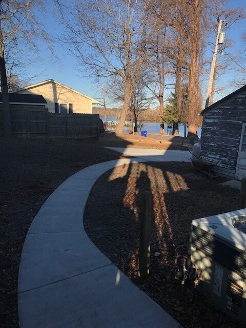 Building Photo - Church219