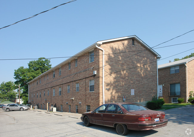 Building Photo - 1444 Worthington St