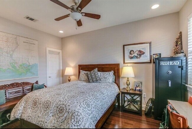 Building Photo - 1703 Patterson St