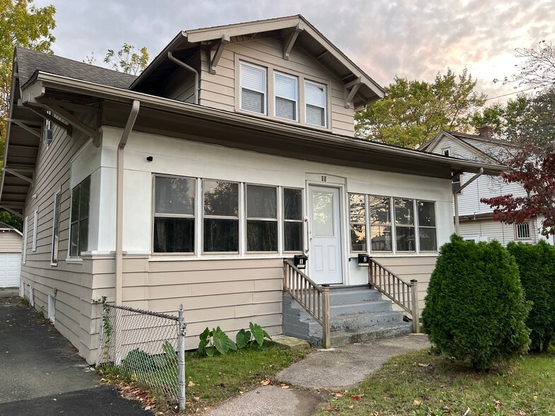 Primary Photo - 15 Brewer St