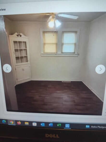 Building Photo - 303 Barr Elms Ave