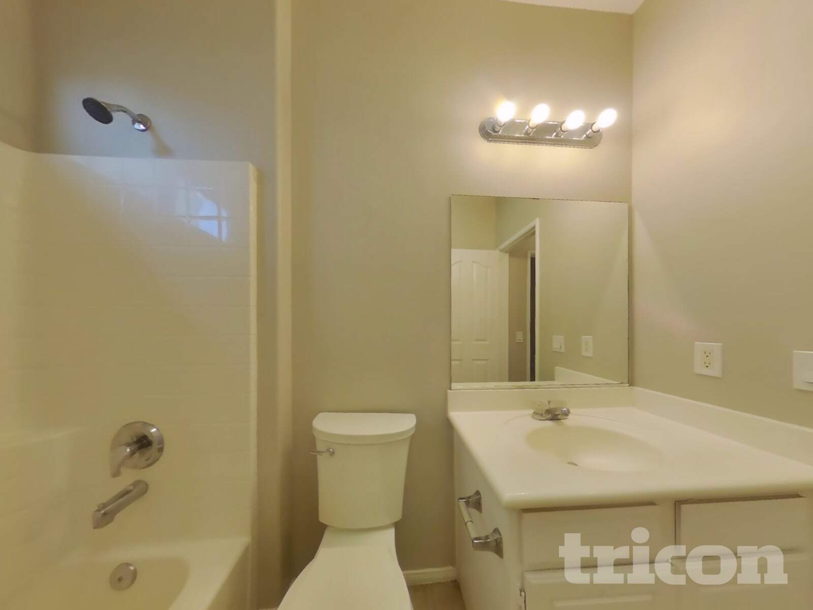 Building Photo - 33558 Iris Ln