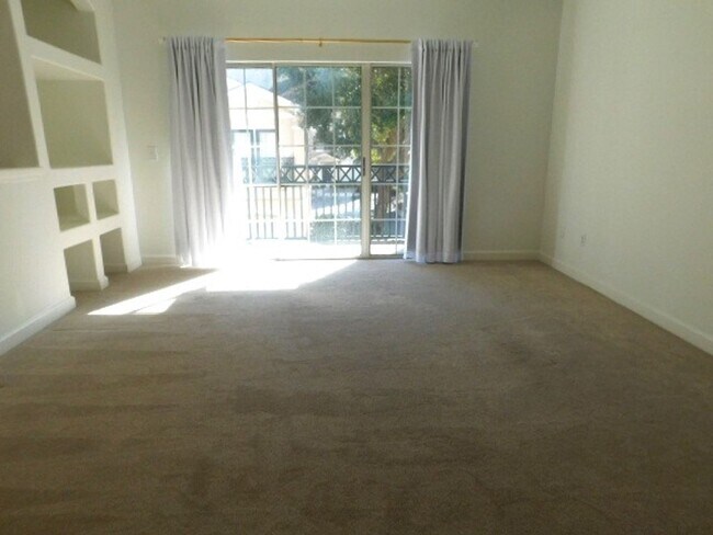 Building Photo - Condo Available At The Preserve of Indigo Run