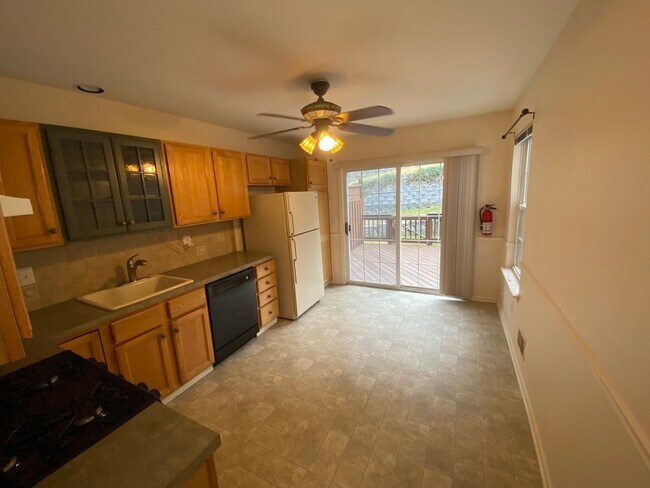 Kitchen View 1 - 402 Green Mountain Rd