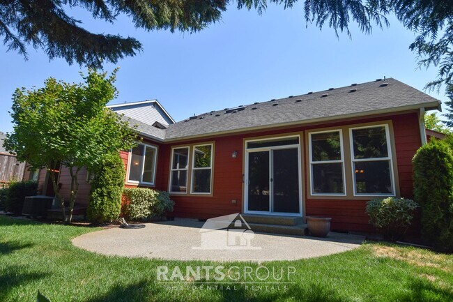 Building Photo - Beautiful Home in Hawks Prairie