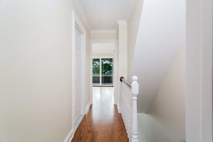 Hallway - 15 River Rd