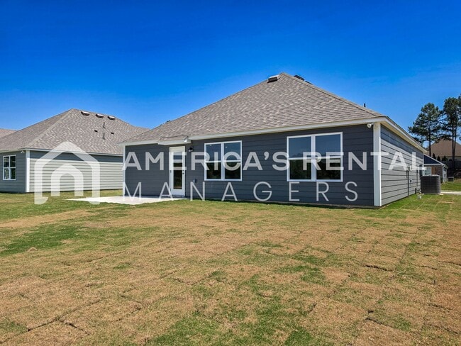 Building Photo - New Construction Home for Rent in Calera, AL - Timberline Community!