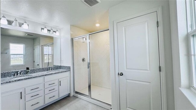 Building Photo - 9567 Sandy Bluffs Circle
