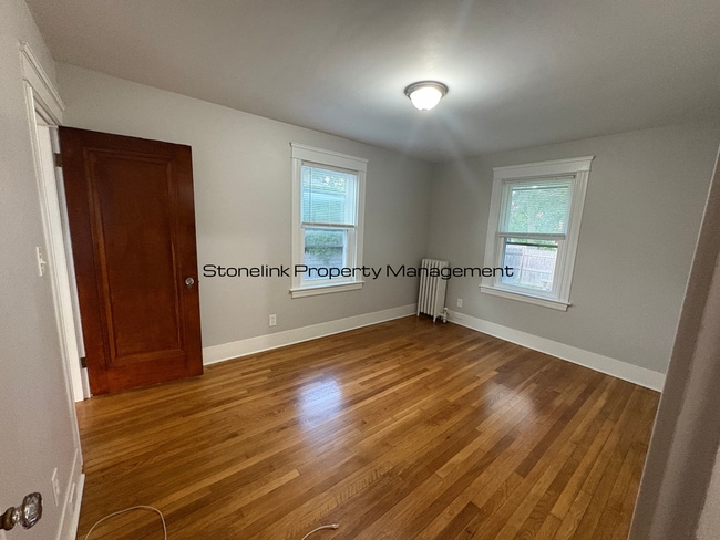Building Photo - Newly Renovated Single Family Home For Ren...
