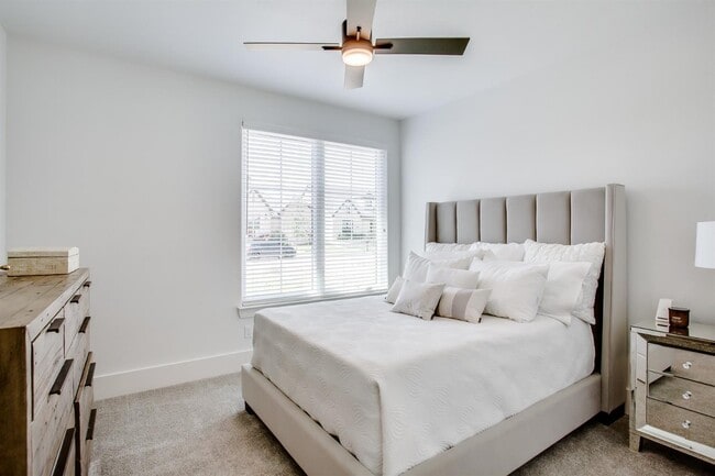 Building Photo - 3812 138th St