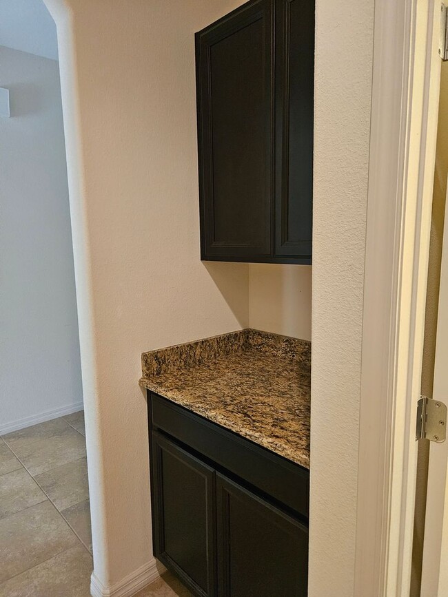 Building Photo - Coming soon!!! BEAUTIFUL 4 BEDROOM 3 BATH ...
