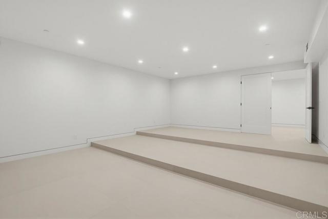 Building Photo - 206 4th St
