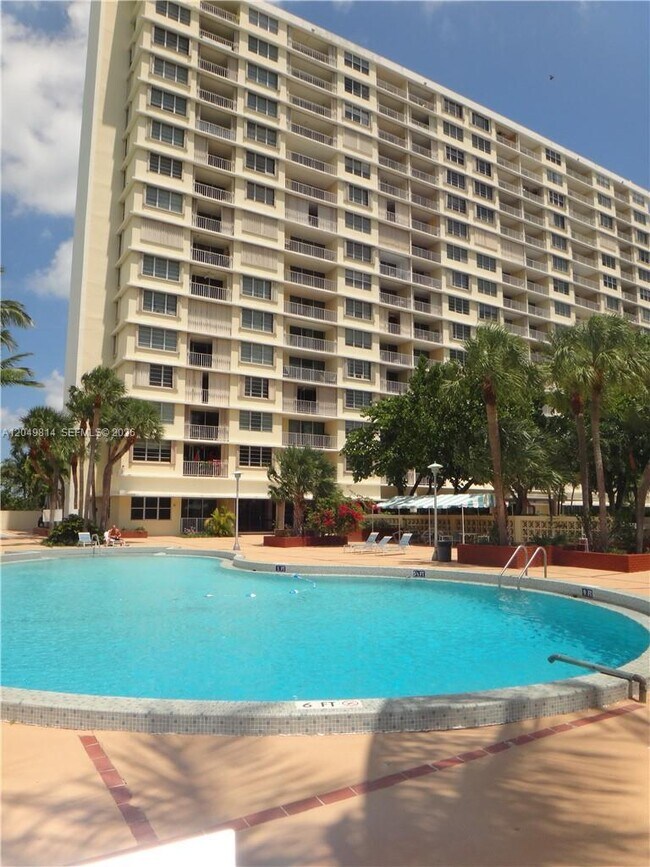 Building Photo - 1865 79th Street Causeway