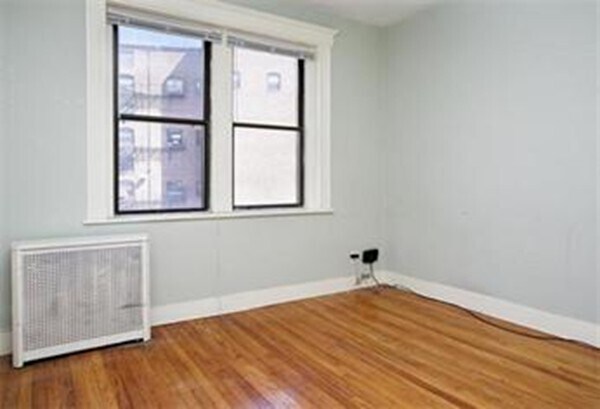 Building Photo - 64 Charlesgate E