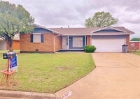 Building Photo - 4207 SE Camden Way